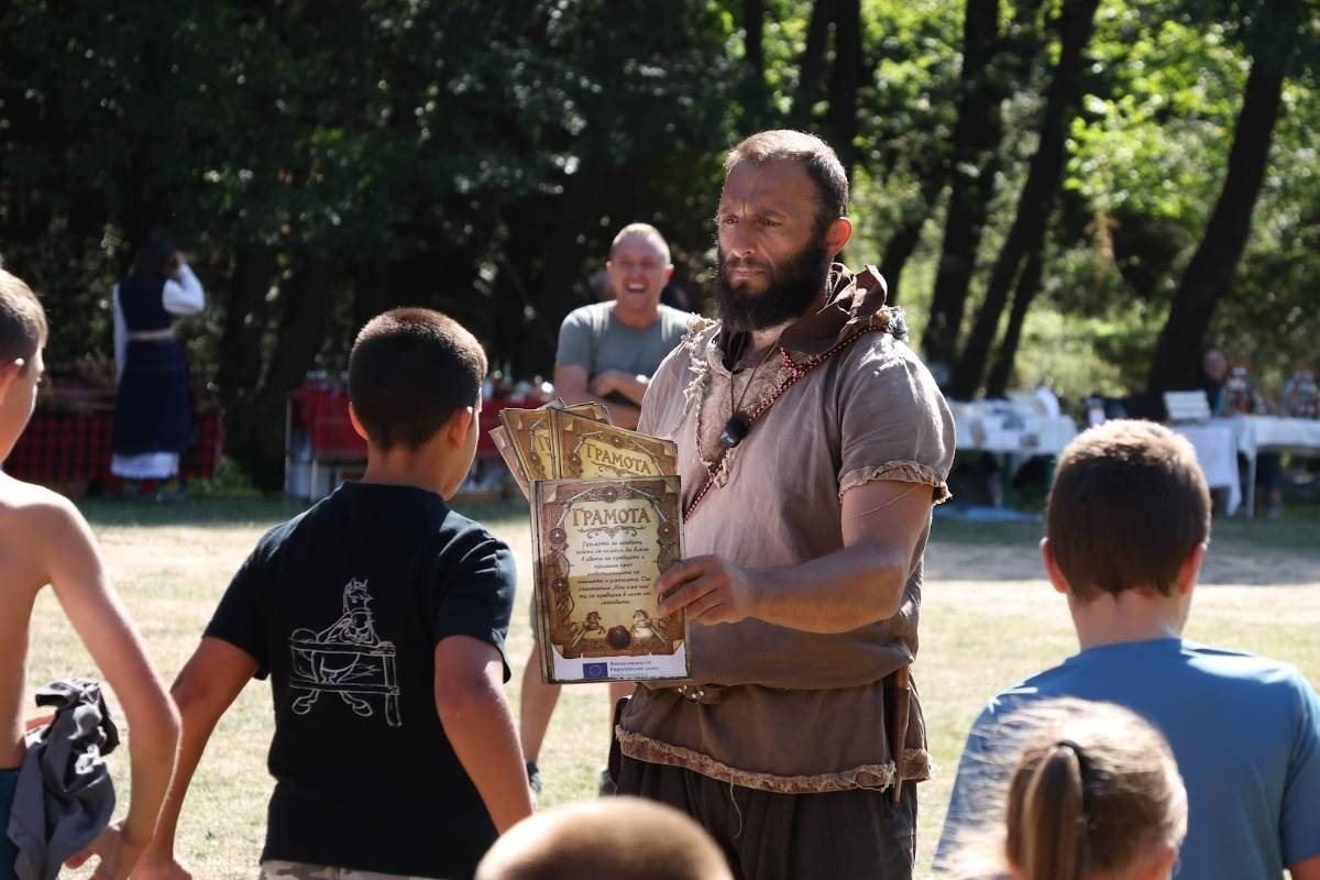 Грамоти за децата, Калофер
